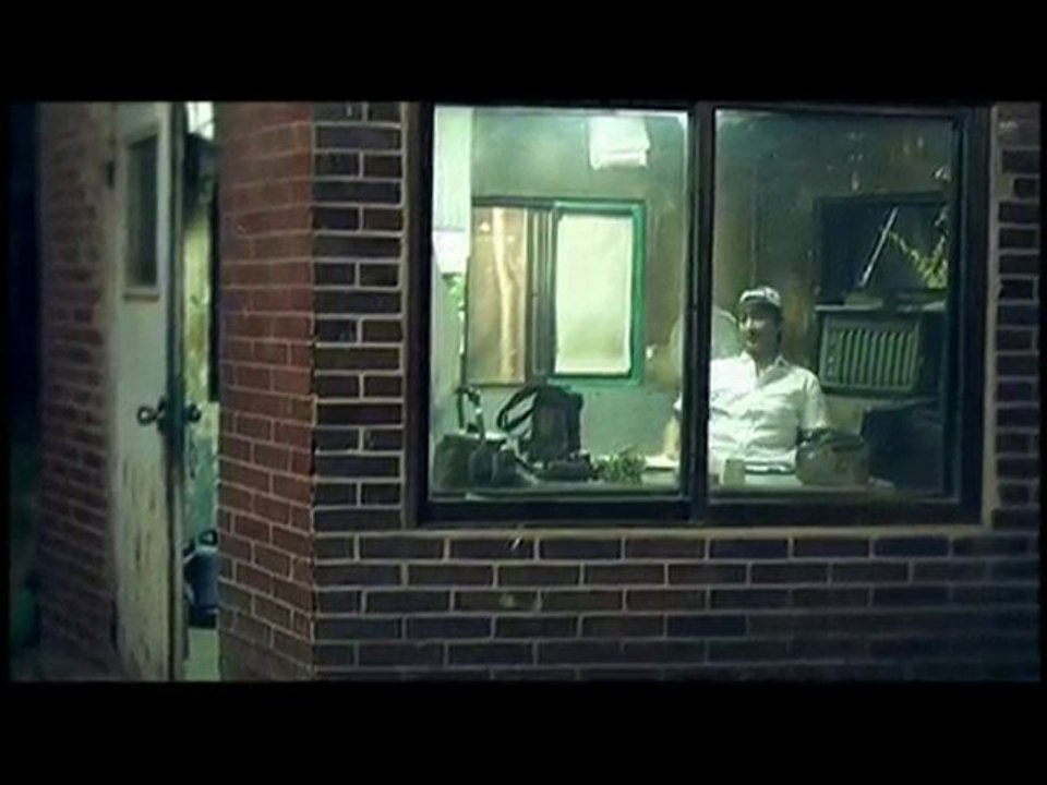 Hangeng - Holding An Umbrella