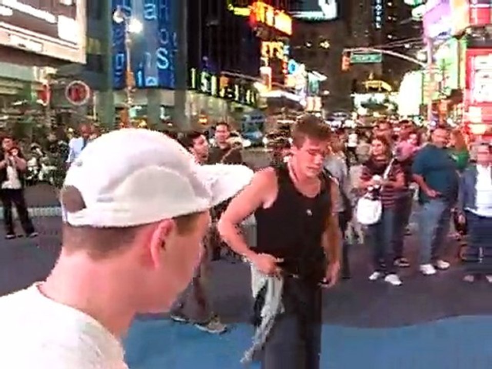 WFPF.COM  -  Parkour Stop in NYC- Livewire & Co.