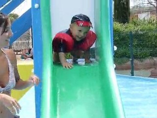 Mathis à la piscine du Luc