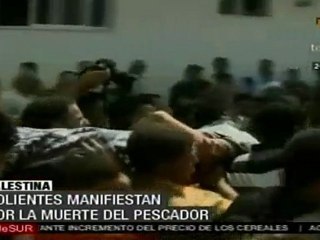 Dolientes se manifiestan por muerte de pescador israelí