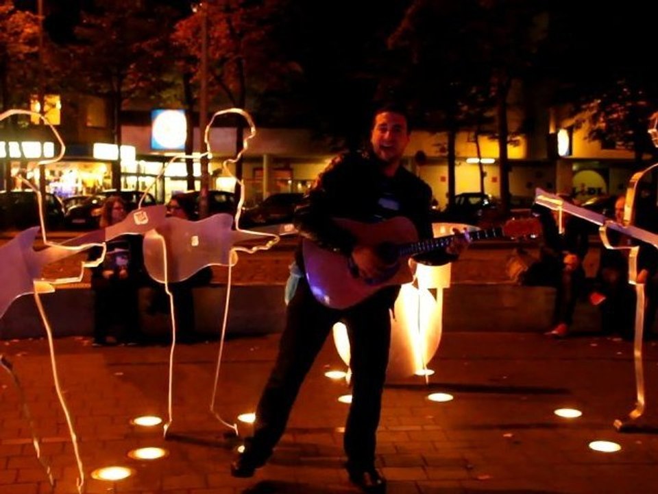 J86 - Teaser du clip avec THE BEATLES a Hambourg, Allemagne!
