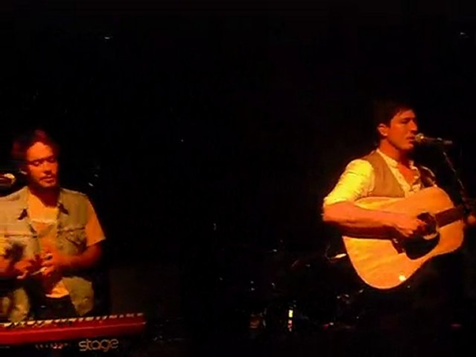 Mumford and Sons - Sigh no More