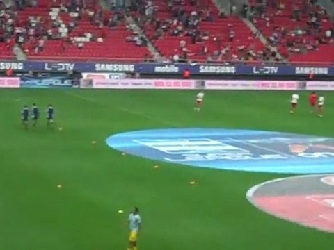 Είσοδος Ολυμπιακού για ζέσταμα