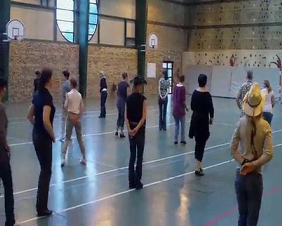la danse country à l'AEPGE d'Arras