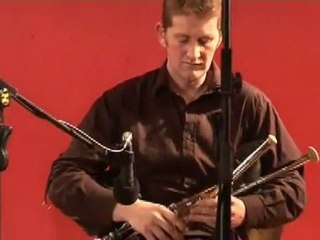 Tiarnan Ó Duinnchinn - Uilleann Pipes