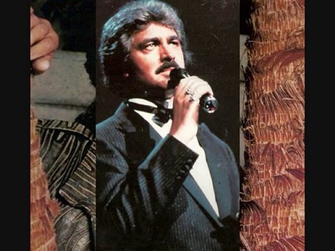 This Moment In Time - Engelbert Humperdinck