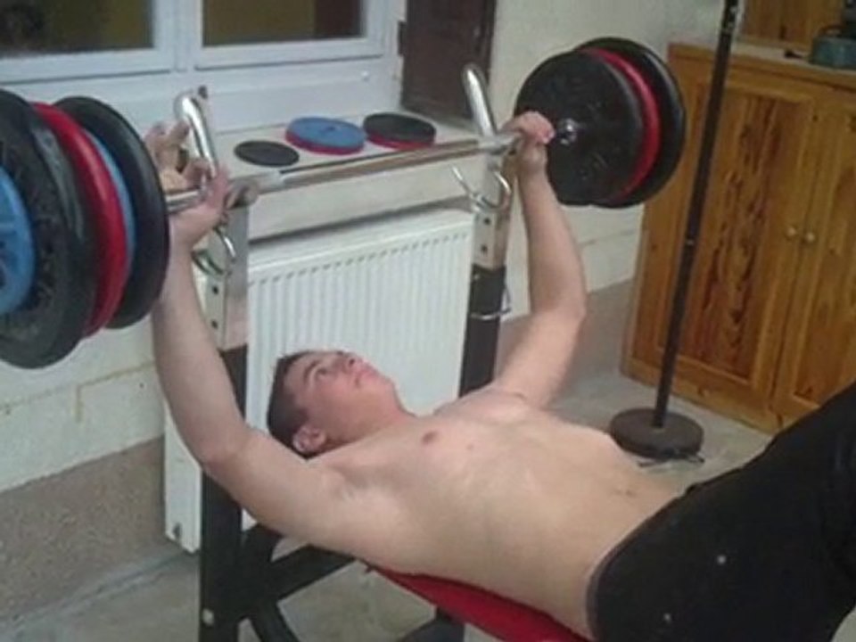 FT rider qui souléve 114 KILOS au dévellopée couché