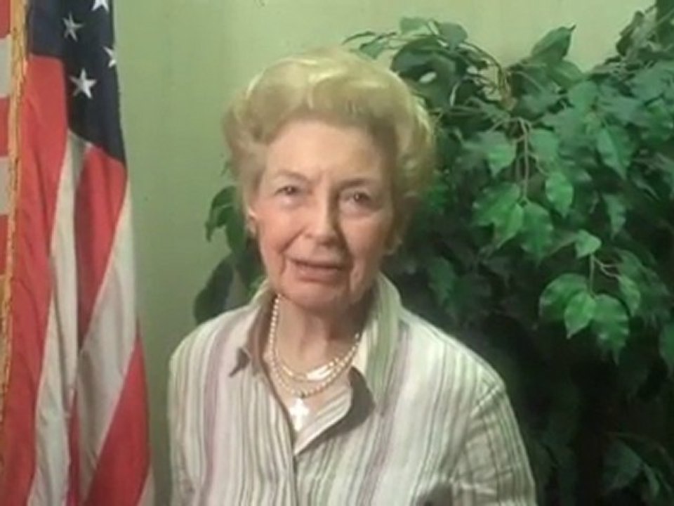 Phyllis Schlafly Endorses Sharron Angle in GOP Nevada Senate
