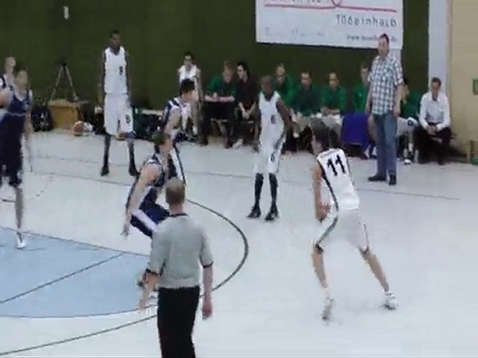 Hannover Korbjäger -	 BSG Bremerhaven Ballinthecity