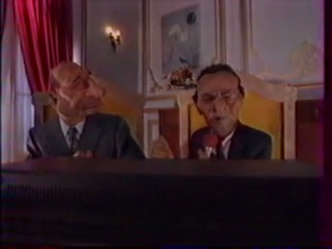 Extrait De l'emission LES GUIGNOLS DE L'INFO 1992 Canal+