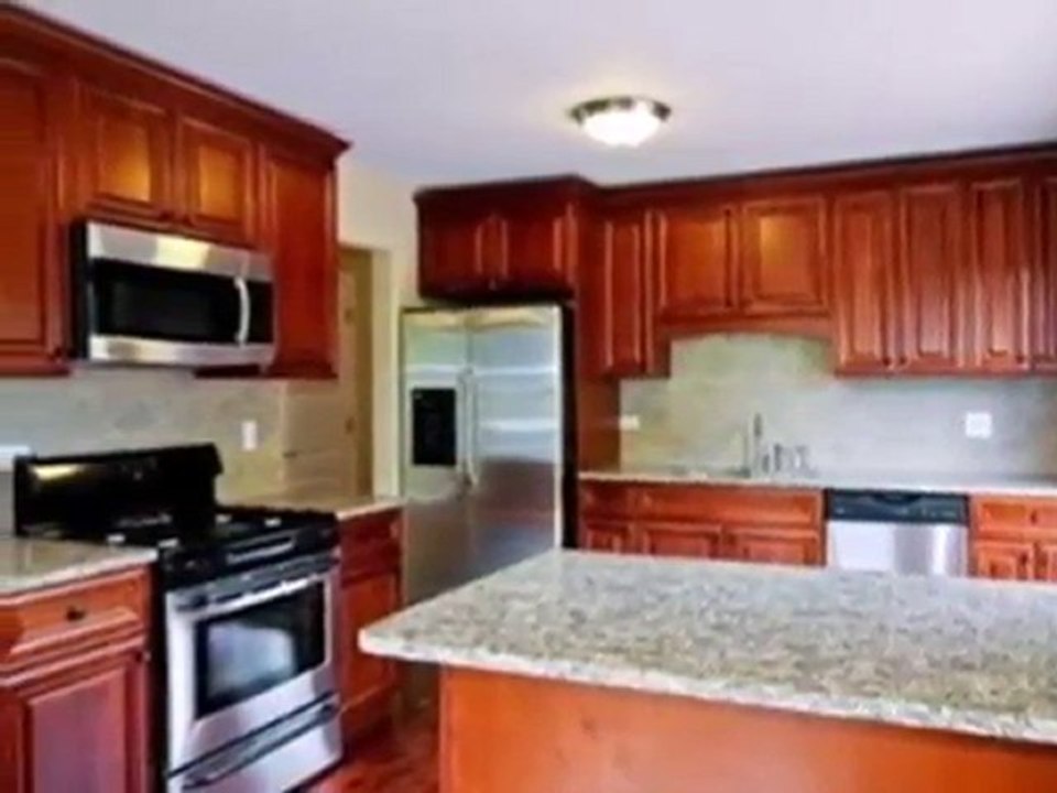 Homes for Sale - 305 Norton Ln - Bloomingdale, IL 60108 - Co