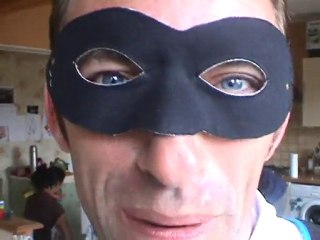 Teaser 4 le retour de super vener