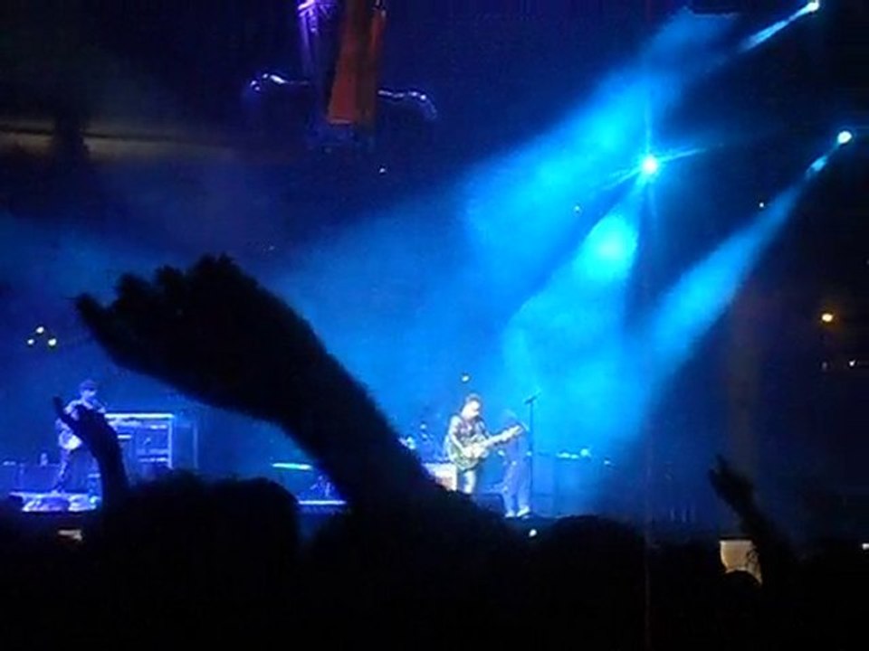 U2