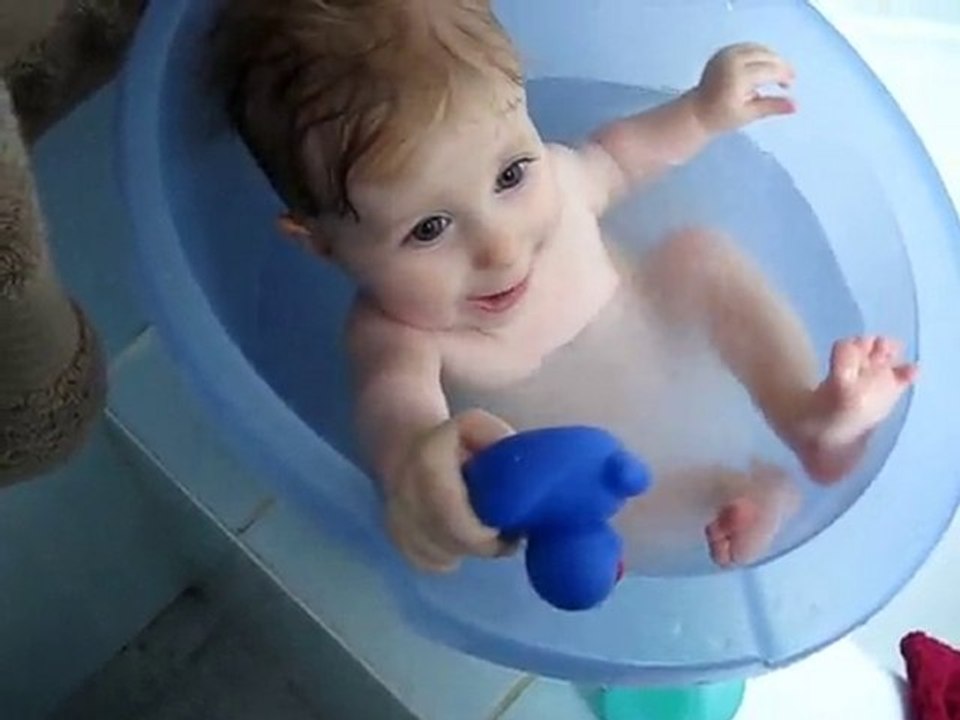 22/09/10 : drôles de bruits au bain!