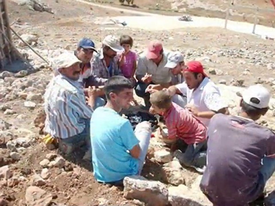 Yekemîn Fabrîkaya Xelfetî