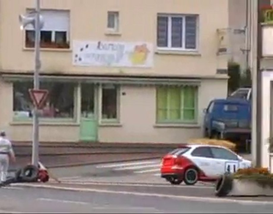 Guizounetjr 1ere manche slalom St sauveur le vicomte 2010