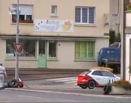 Guizounetjr 1ere manche slalom St sauveur le vicomte 2010