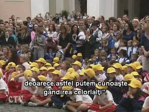 Papa: La şcoală pentru viaţă, pentru credinţă