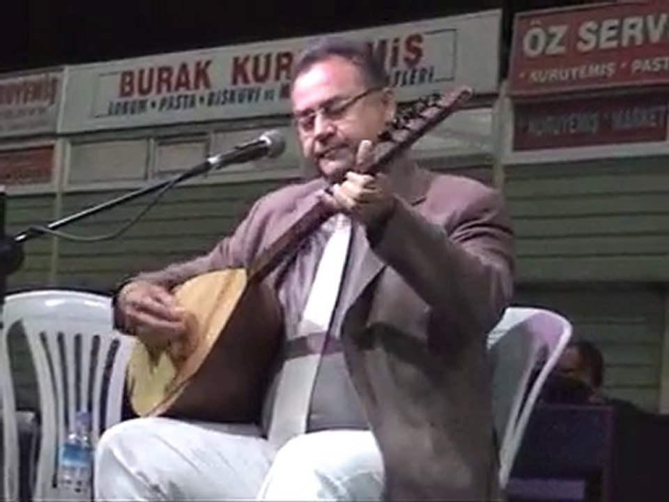 İnek Yarışması Kapsamında Tolga Çandar Konser Verdi
