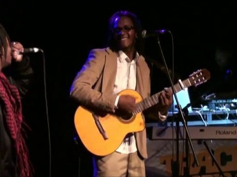 E.sy Kennenga feat Young Chang mc