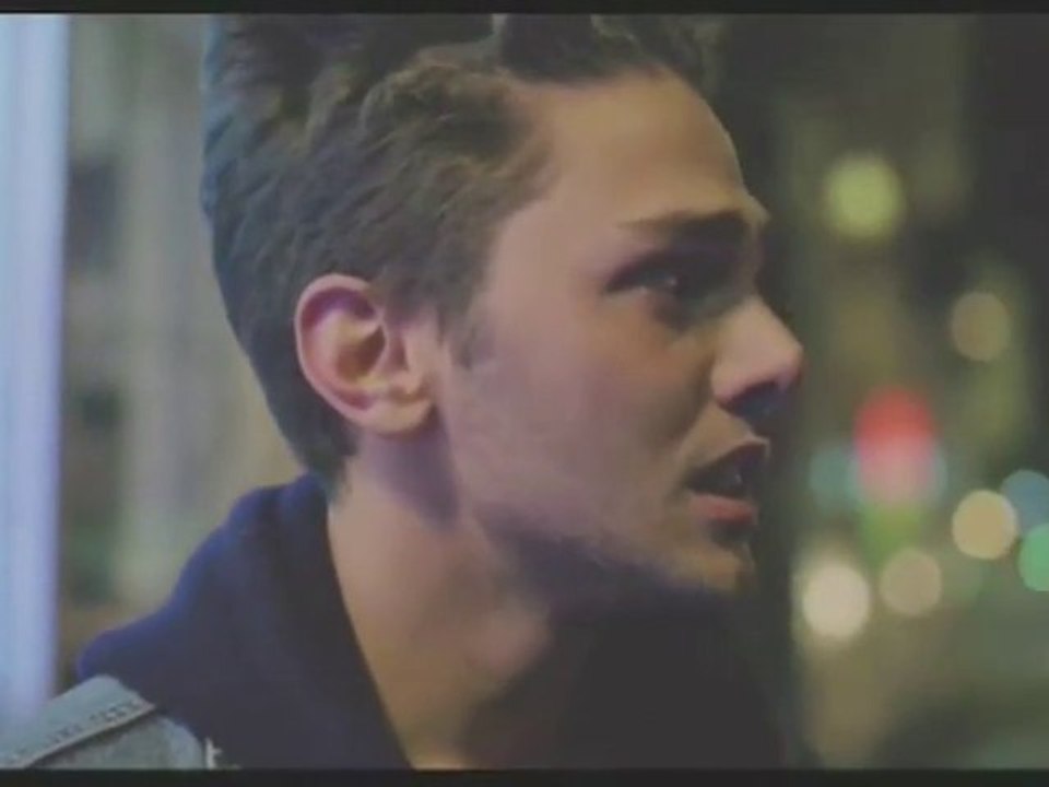 Les amours imaginaires - Bande annonce