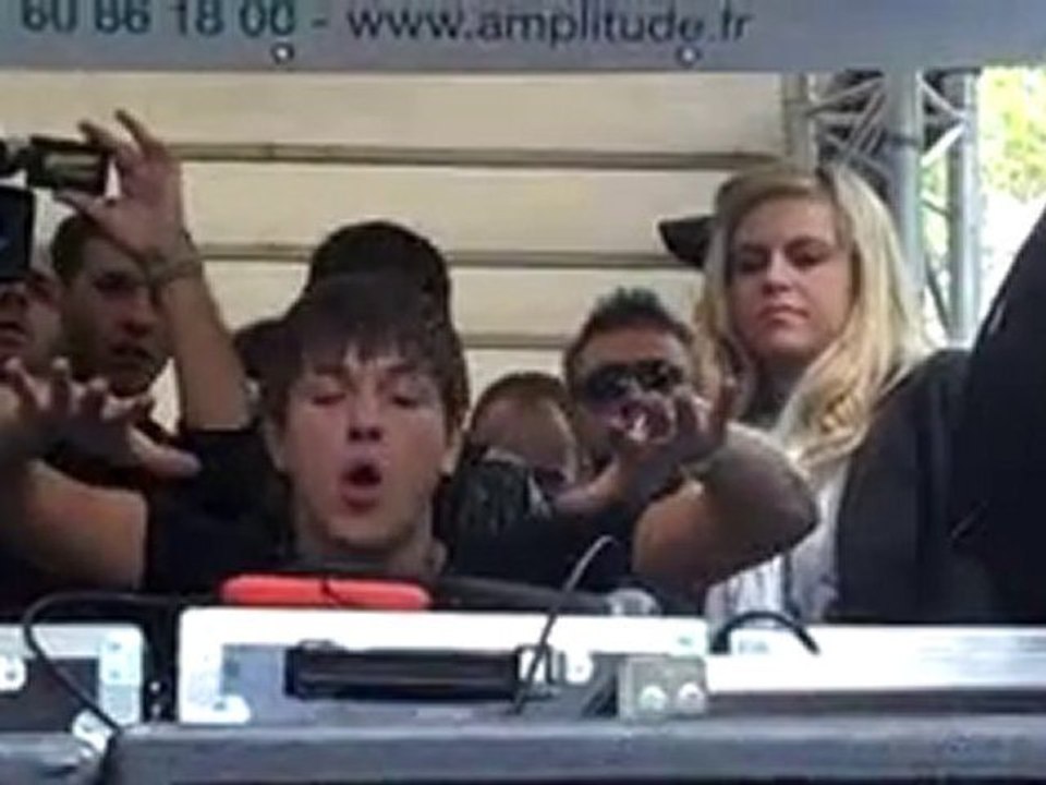Quentin Mosimann à la Technoparade