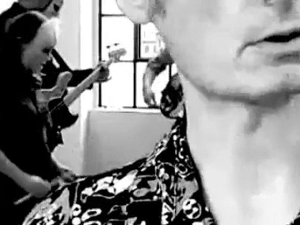 Phantom featuring Jacques Duvall ' l'amour aigre doux '