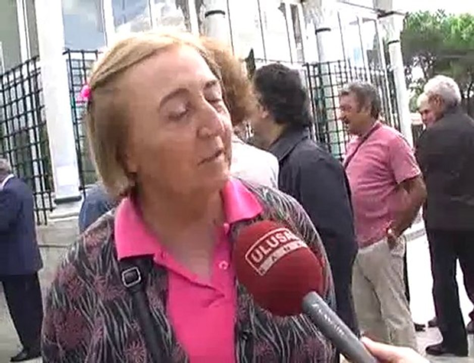 Gazeteci ve Çevirmen Turan Ilgaz'ı Yitirdik