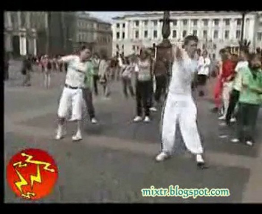 Profesyonel Tecktonik Dans