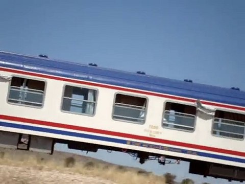 SALMANLI KÖYÜ'NDEN KALKAN TOROS EKSPRES TRENİ