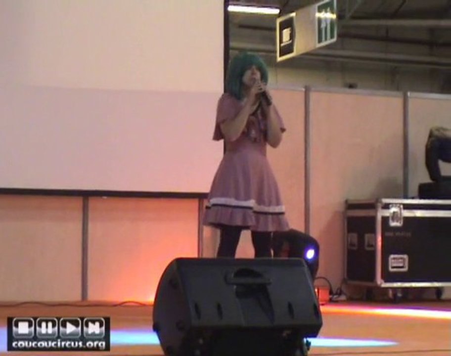 Reportage Paris Manga n°10 2010 Concours de chant (1/6)