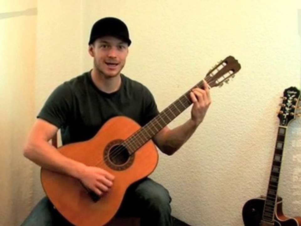 Gitarre für Anfänger: Rhythmusübung 'ganze Noten spielen'