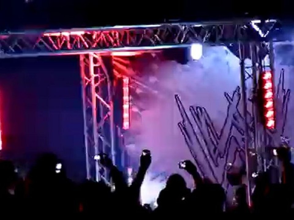 4 - William Regal vs Evan Bourne