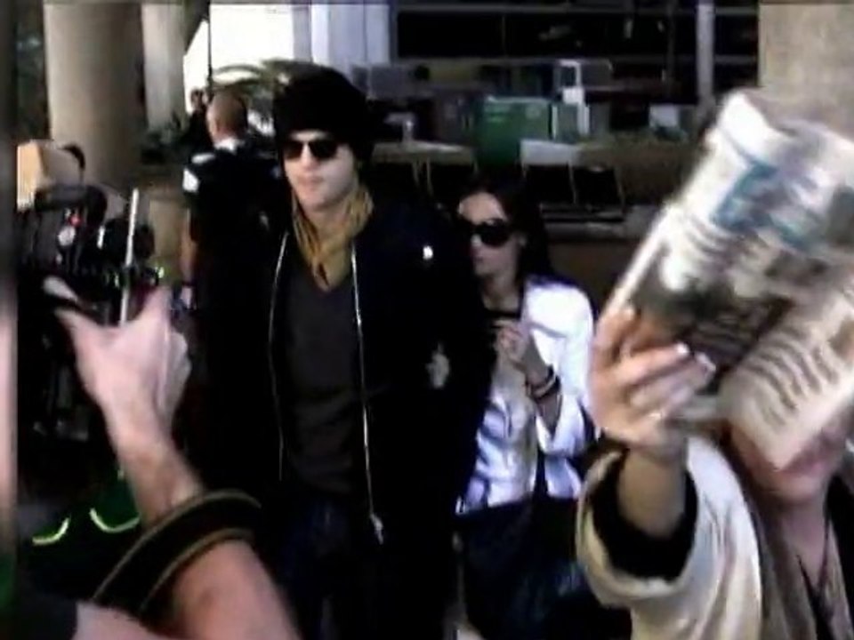 SNTV - Exklusiv: Demis und Ashtons Jubiläum