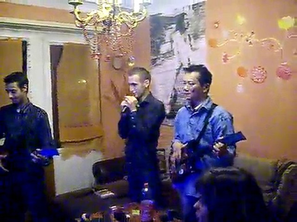 soirée entre amis. la suite...