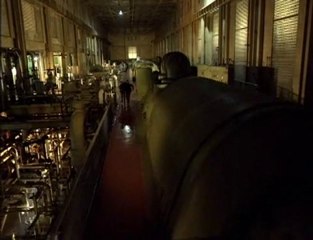 Undercovers - Leo And Steven Try To Escape - Clip