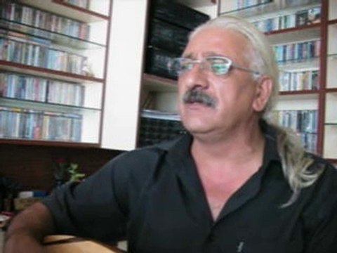 Ali Aksoy: Saçımın akına bakma sultanım