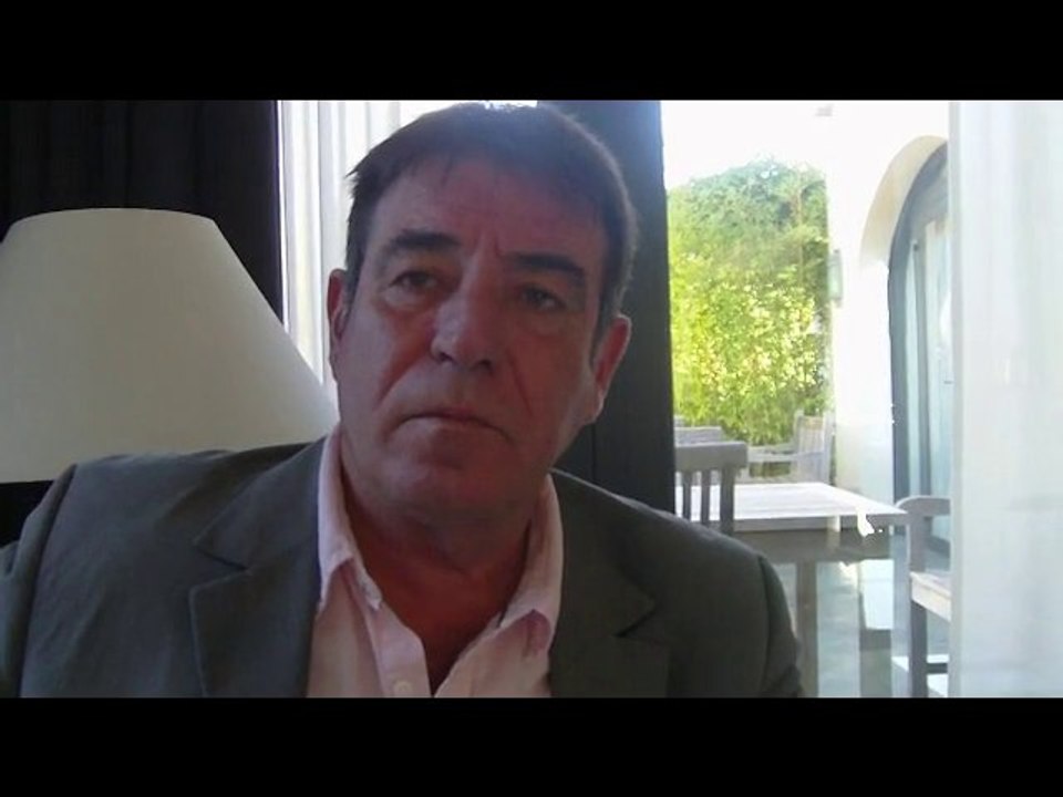 Gérald MORALES présente l'"Opération Brioche 2010" avec l'association Chrysalide