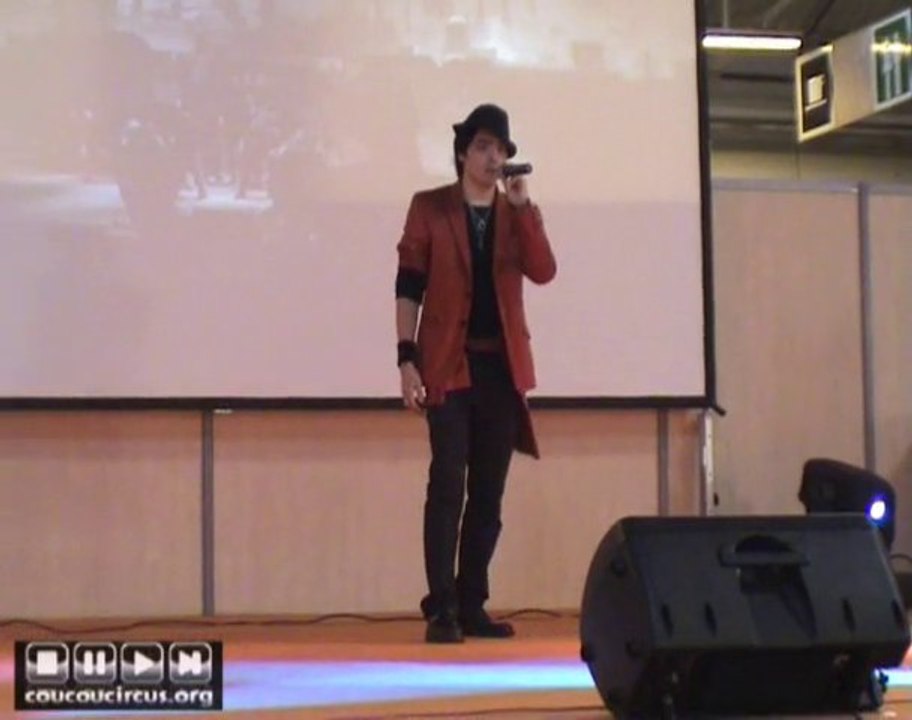 Reportage Paris Manga n°10 2010 Concours de chant (2/6)