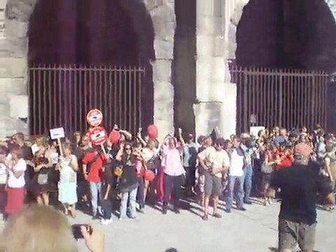 Vidéo manif contre corridas à Nimes le 11 septembre 2010 (4)