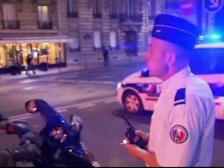 Eiffel Tower evacuated after bomb alert