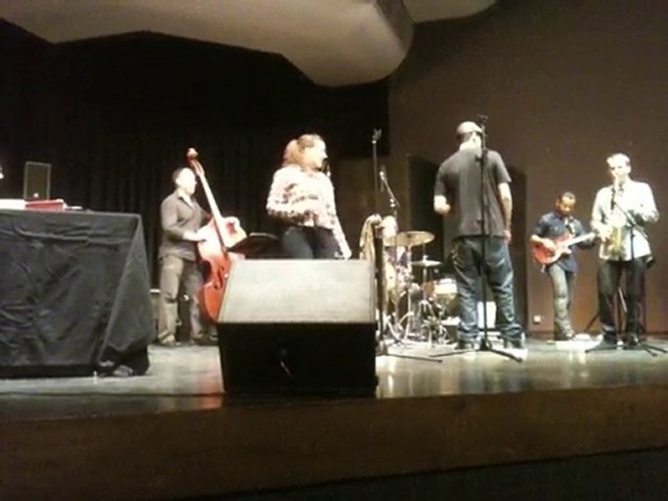 Météores 2010 - Le jazz à la croisée du hip hop : The Roots