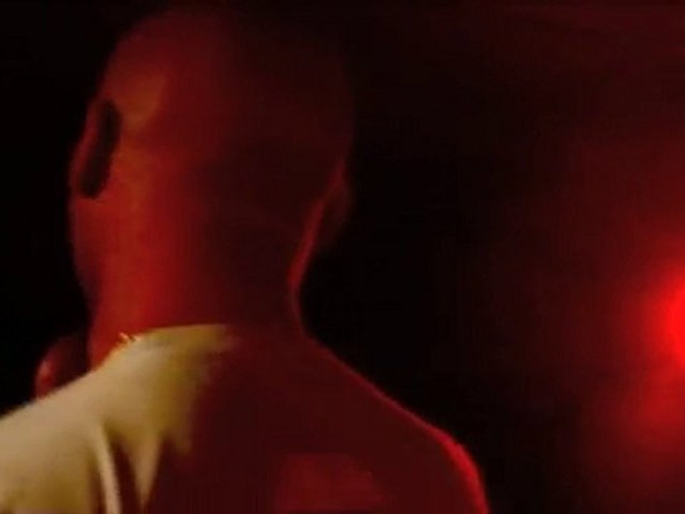 BILEN Ft DELFO (KHALIFRAT) Pas l'temps pour faire la guerre