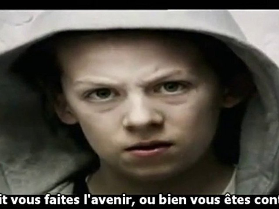 3/ 4   Lord Monckton  chez Alex Jones   S/T.