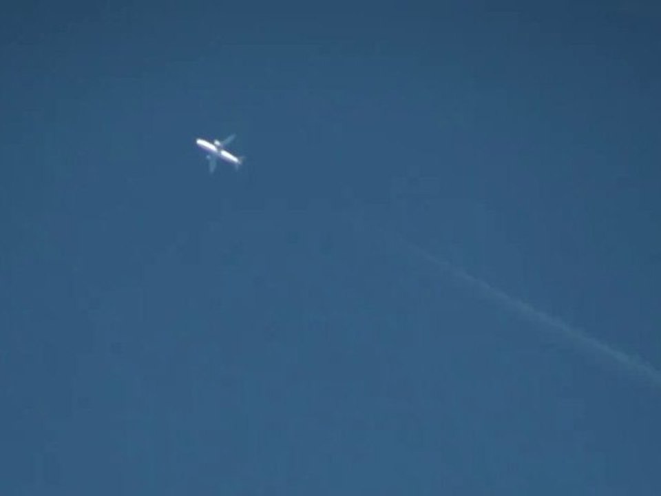 chemtrails 29.09.2010 17:00 17:20