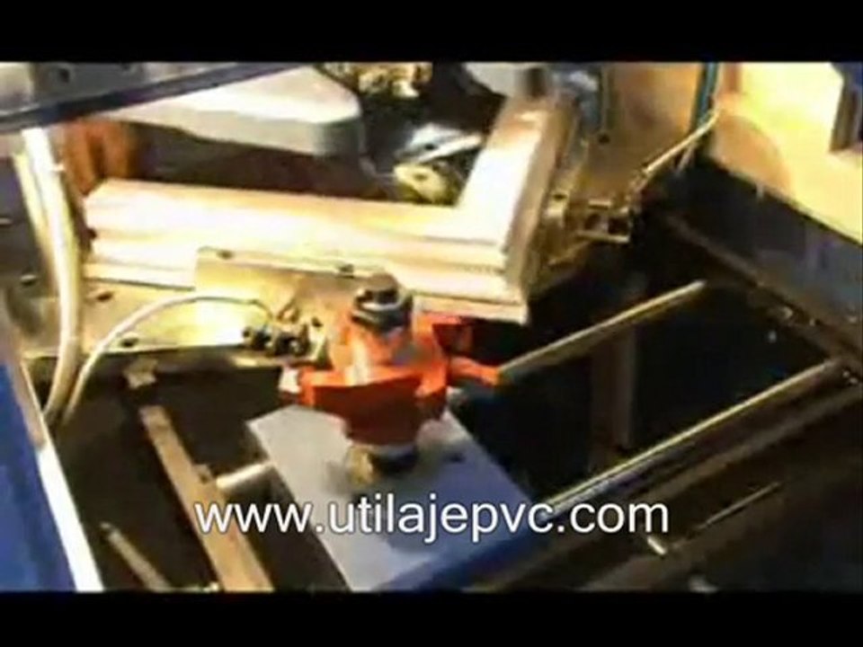 Utilaje Termopan - Masina de debavurat WZ 114