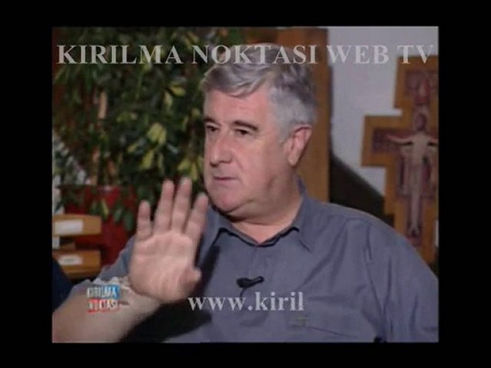 Christian Precht-toplu mezarlar