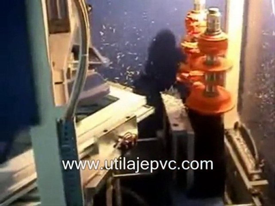 Masina de debavurat automata cu 6 freze : WZ 109