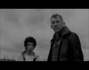 ON BRAQUE PAS LES BANQUES AVEC DES FOURCHETTES EN PLASTIQUE