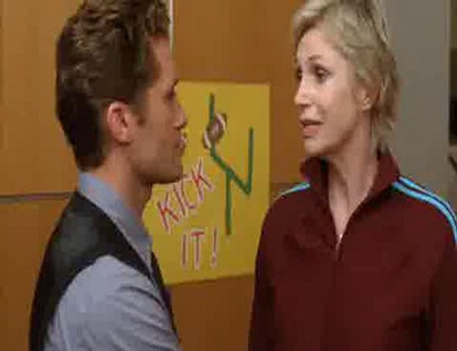 Glee:  Britney/Brittany - (Se2, Ep2)